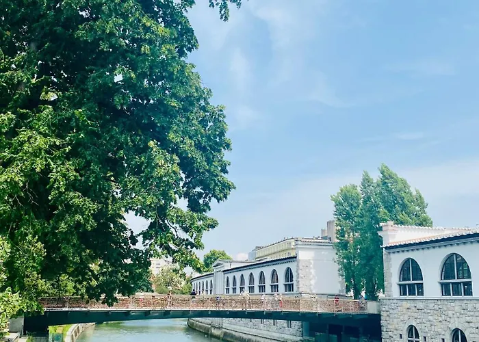 Konukevi Serenity Ljubljana