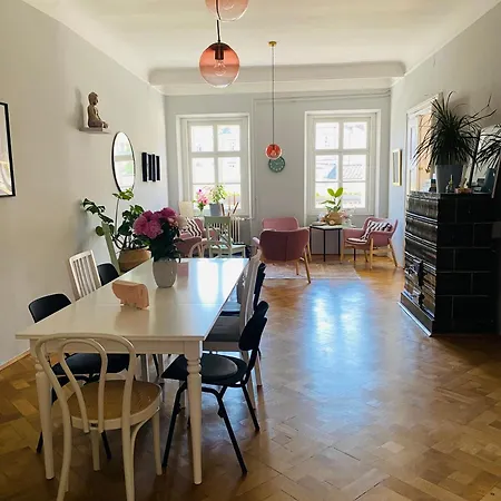 Serenity ゲストハウス *