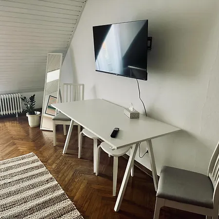 Serenity ゲストハウス *