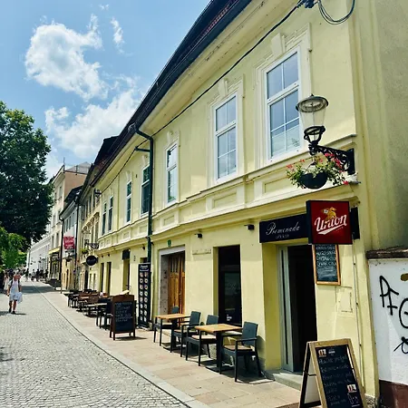 Serenity ゲストハウス *